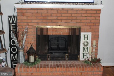 9873 S Congress St, New Market, VA 22844 - photo 3