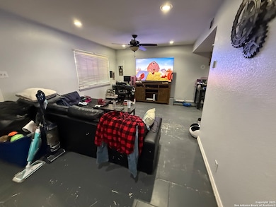 10807 Crown View, San Antonio, TX 78239 - photo 6