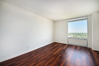 unlisted-address, Lombard, IL 60148 - photo 4