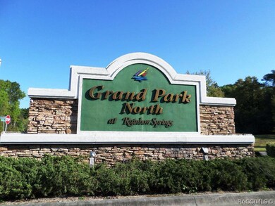 ENTRANCE TO GRAND PARK NORTH