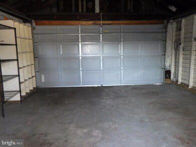 714 Ash Ave, Darby, PA 19023 - photo 7