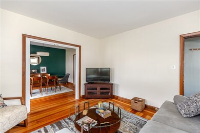 1st floor - living room