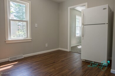 2280 Charles Ave Location-15