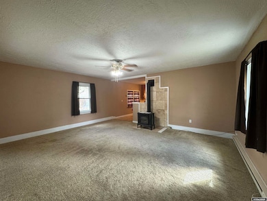 313 N 6th St E, Riverton, WY 82501 - photo 5