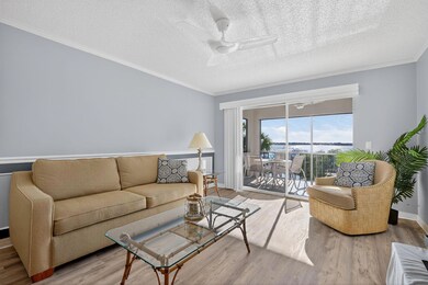 390 NE Edgewater Dr unit 403, Stuart, FL 34996 - photo 6