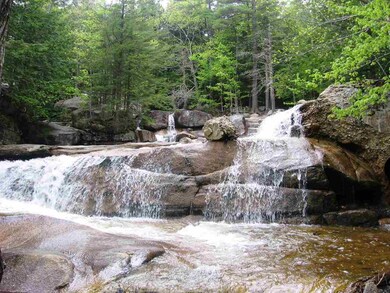 105 Ash St, North Conway, NH 03860 - photo 5