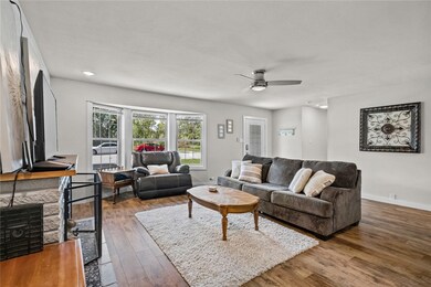 802 NW 8th St, Bentonville, AR 72712 - photo 5