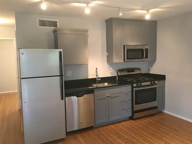 5306 Woodrow Ave unit 102, Austin, TX 78756 - photo 2