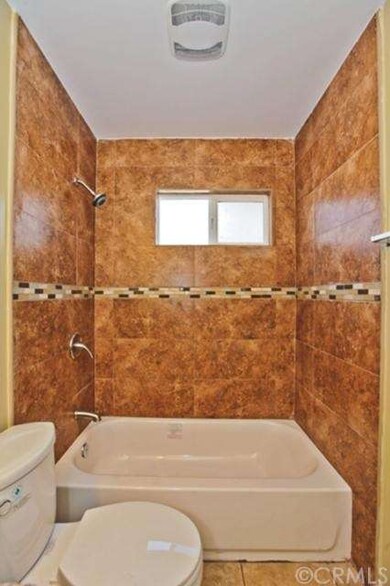 1571 E 117th St unit 1, Los Angeles, CA 90059 - photo 4