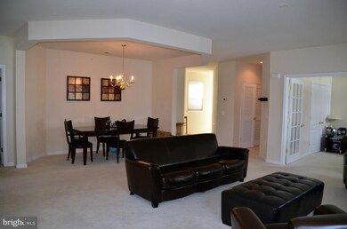13903 Gullane Dr unit 104, Woodbridge, VA 22191 - photo 4