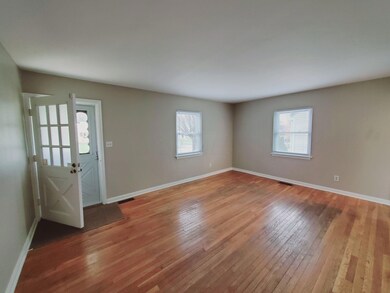 533 Northridge Rd, Columbus, OH 43214 - photo 4