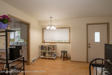 846 Morris Ave, Lansing, MI 48917 - photo 6