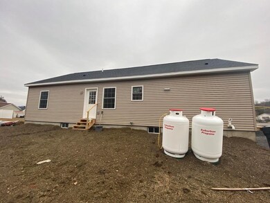 23 Bracket Cir, Charlestown, NH 03603 - photo 5