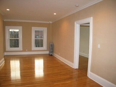 75 Rutland St unit 3, Boston, MA 02118 - photo 6
