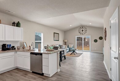 11766 W Scarlett Ln, Maize, KS 67101 - photo 6