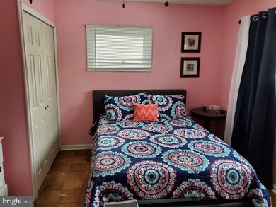 852 Voorhees Ave, Middlesex, NJ 08846 - photo 6