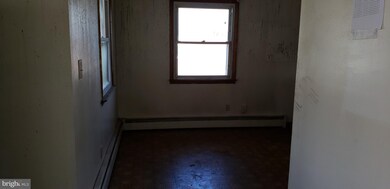 715 Dorsey Ave, Essex, MD 21221 - photo 7