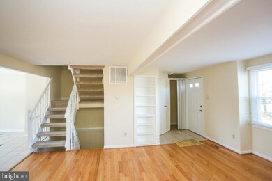 6302 Meeting House Way, Alexandria, VA 22312 - photo 5
