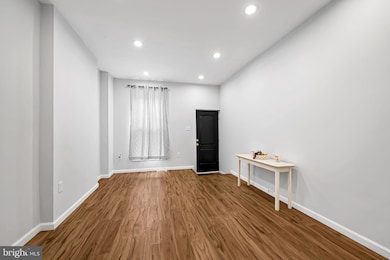 512 N Port St, Baltimore, MD 21205 - photo 4