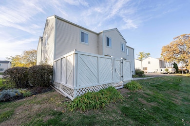 5268 Captains Ct, Columbus, OH 43220 - photo 5