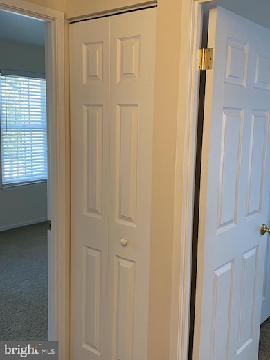 4 Cross Laurel Ct, Germantown, MD 20876 - photo 4