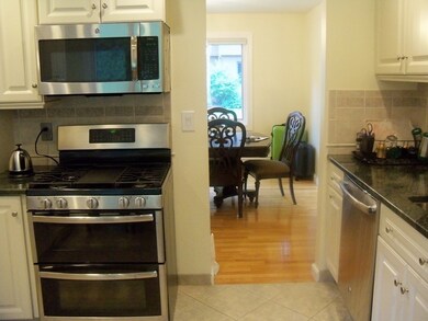 22 Grove Place unit 25, Winchester, MA 01890 - photo 2