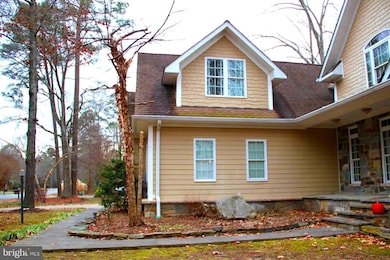 11432 Wollaston Cir, Swan Point, MD 20645 - photo 4