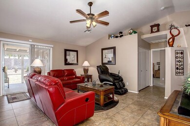 07 - Living Room