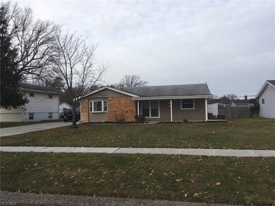 2153 E 39th St, Lorain, OH 44055 - photo 2