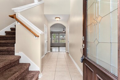 Entry with neutral colors throughout.