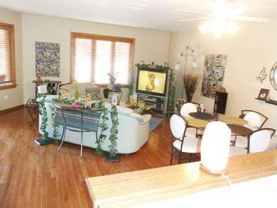 6101 S Parkside Ave unit C, Chicago, IL 60638 - photo 4