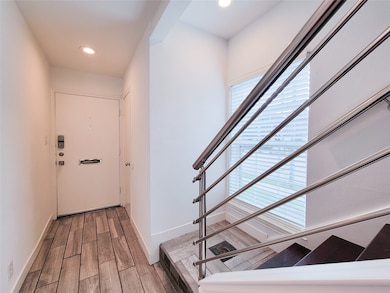 6350 Chevy Chase Dr unit 25, Houston, TX 77057 - photo 4