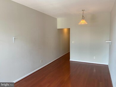 1416 E Baltimore St unit 200, Baltimore, MD 21231 - photo 4