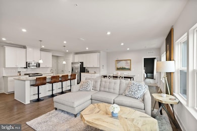 46320 Mount Milstead Terrace unit 301, Sterling, VA 20164 - photo 7