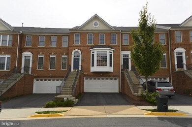 9969 Cyrandall Dr, Oakton, VA 22124 - photo 2