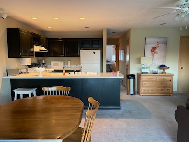 3 Dining room_kitchen view