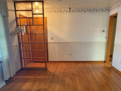 313 S Race St, New Carlisle, IN 46552 - photo 7