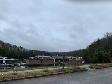 Laurel River Lake Grove Marina Nearby