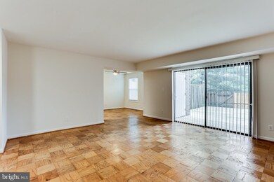 858 Quince Orchard Blvd unit P1, Gaithersburg, MD 20878 - photo 4
