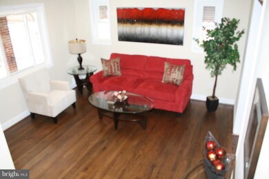 209 44th St NE, Washington, DC 20019 - photo 4