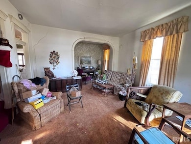 134 W Pine St, Knightstown, IN 46148 - photo 4