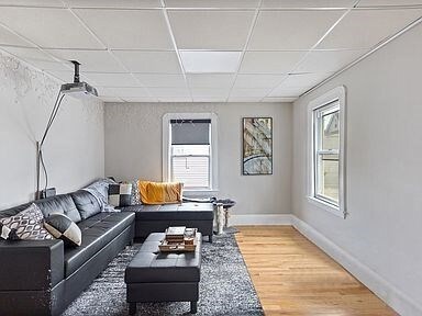 14 Staples Ave unit 2, Everett, MA 02149 - photo 2