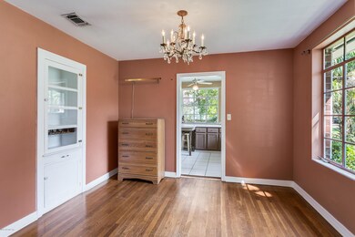 006_Dining Room