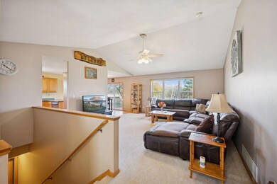 1108 N Lake Dr W, Braham, MN 55006 - photo 4