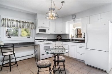 354 Chapin St unit R, Ludlow, MA 01056 - photo 6