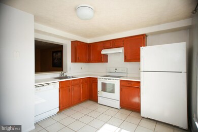 6372 Greenfield Rd, Elkridge, MD 21075 - photo 5