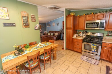 kitchen/dining