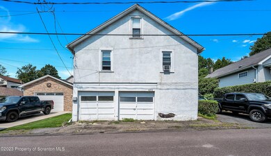 213 Hickory St unit Rear, Peckville, PA 18452 - photo 4