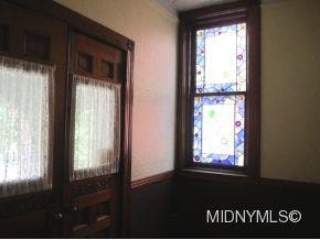 STAINED GLASS WINDOW