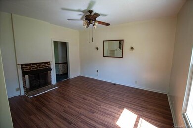 429 River Hill Rd, Statesville, NC 28625 - photo 4